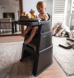 Deryan Quuby Kinderstoel - 5-in-1 Kinderstoel - Meegroeistoel - Inclusief Speelbord - Inclusief Bestek - Placemat - Drinkbeker -Babyproducten Promotie Winkel 1145x1200 10