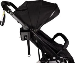 Ding Vivo Wandelwagen - Zwart - Inklapbare Buggy - Inclusief Boodschappenmandje En Zonnekap 2 Ding Vivo Wandelwagen - Zwart - Inklapbare Buggy - Inclusief Boodschappenmandje En Zonnekap -Babyproducten Promotie Winkel 1200x1006 3