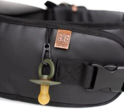EVE Kids Heupdrager - Baby En Peuter - Heupzitje - Draagzak - Zwart Leer 2 EVE Kids Heupdrager - Baby En Peuter - Heupzitje - Draagzak - Zwart Leer -Babyproducten Promotie Winkel 1200x1060 2
