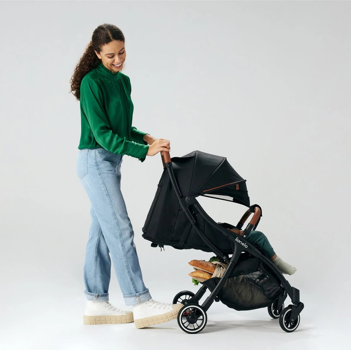 Lionelo Buggy Julie One - Kinderwagen Premium - Automatisch opvouwen - Wandelwagen tot 22 kg - Comfortabele zitje Lionelo Buggy Julie One - Kinderwagen Premium - Automatisch Opvouwen - Wandelwagen Tot 22 Kg - Comfortabele Zitje -Babyproducten Promotie Winkel 1200x1196 23