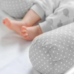 Fillikid Bedbumper 190 X 9 Cm Bedomrander Ledikant - Grijs Wit Stippen -Babyproducten Promotie Winkel 1200x1200 1039