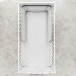 Fillikid Bedbumper 190 X 9 Cm Bedomrander Ledikant - Grijs Wit Stippen -Babyproducten Promotie Winkel 1200x1200 1043