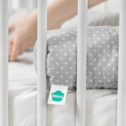 Fillikid Bedbumper 190 X 9 Cm Bedomrander Ledikant - Grijs Wit Stippen -Babyproducten Promotie Winkel 1200x1200 1044