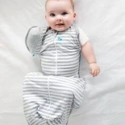 Love To Dream™ Babyslaapzak Swaddle Up™ - Inbakeren Afbouwen - Baby 4-6 Maanden - 6-8.5 Kg - All Season - Grijs 10 Love To Dream™ Babyslaapzak Swaddle Up™ - Inbakeren Afbouwen - Baby 4-6 Maanden - 6-8.5 Kg - All Season - Grijs -Babyproducten Promotie Winkel 1200x1200 1198