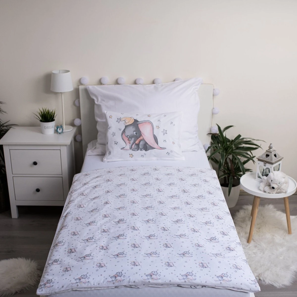 Disney Dumbo BABY Dekbedovertrek, Stars - 100 x 135 cm - Katoen Disney Dumbo BABY Dekbedovertrek, Stars - 100 X 135 Cm - Katoen -Babyproducten Promotie Winkel 1200x1200 1376