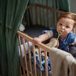 Jollein Baby Klamboe Vintage 245cm - Ash Green 5 Jollein Baby Klamboe Vintage 245cm - Ash Green -Babyproducten Promotie Winkel 1200x1200 1408