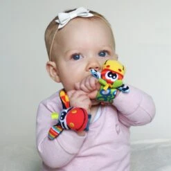 Playgro Pols- En Voetrammelaarset Zebra & Giraf - Set Van 4 Stuks, 2 Polsbandjes En 2 Rammelsokjes 8 Playgro Pols- En Voetrammelaarset Zebra & Giraf - Set Van 4 Stuks, 2 Polsbandjes En 2 Rammelsokjes -Babyproducten Promotie Winkel 1200x1200 1877