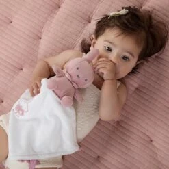 Tiamo Collection Knuffeldoekje Nijntje - Pink Baby Rib 2 Tiamo Collection Knuffeldoekje Nijntje - Pink Baby Rib -Babyproducten Promotie Winkel 1200x1200 1904
