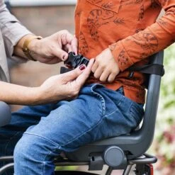 Qibbel 6+ Junior Fietsstoeltje Achter - Zwart - Inclusief Voetsteuntjes -Babyproducten Promotie Winkel 1200x1200 2397