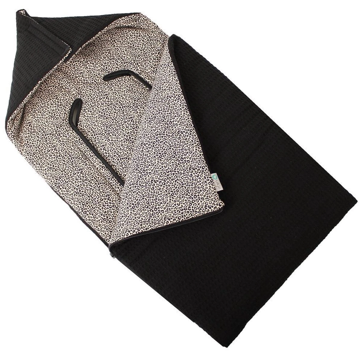 Ukje Voetenzak Baby Autostoel - Universeel - Geschikt voor Maxi Cosi Cybex Doona - Superzacht katoen - Zwart wafel - Luipaard Ukje Voetenzak Baby Autostoel - Universeel - Geschikt Voor Maxi Cosi Cybex Doona - Superzacht Katoen - Zwart Wafel - Luipaard -Babyproducten Promotie Winkel 1200x1200 2487