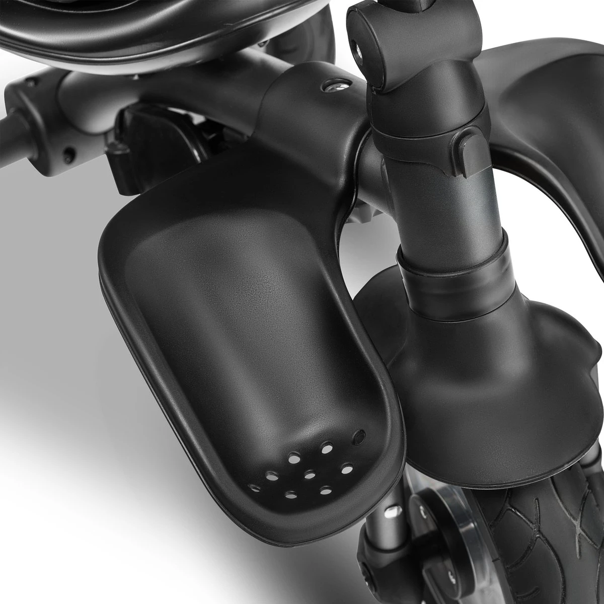 Lionelo Tris - Loopfiets - Draaibaar stoel - Snel opvouwsysteem - tot 25kg Lionelo Tris - Loopfiets - Draaibaar Stoel - Snel Opvouwsysteem - Tot 25kg -Babyproducten Promotie Winkel 1200x1200 2590