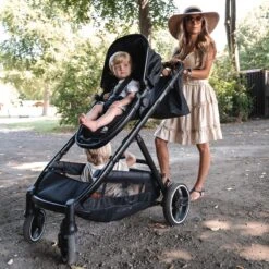 Deryan Evy Kinderwagen - Duo Kinderwagen - Uitbreidbaar - Inclusief Reiswieg - Zwart 4 Deryan Evy Kinderwagen - Duo Kinderwagen - Uitbreidbaar - Inclusief Reiswieg - Zwart -Babyproducten Promotie Winkel 1200x1200 2654