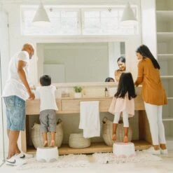 Bumbo Step 'n Potty Powder Blue -Toilet Trainer- Brilverkleiner Met Opstapje -Toilet Bril Zitje - 3 In 1 WC Potje - WC Verkleiner - WC Zindelijkheids Training Voor Jongens/Meisjes - Urinoirs Voor Kind/Peuter Van 2 Tot 7 Jaar - Wit Met Blauw -Babyproducten Promotie Winkel 1200x1200 293