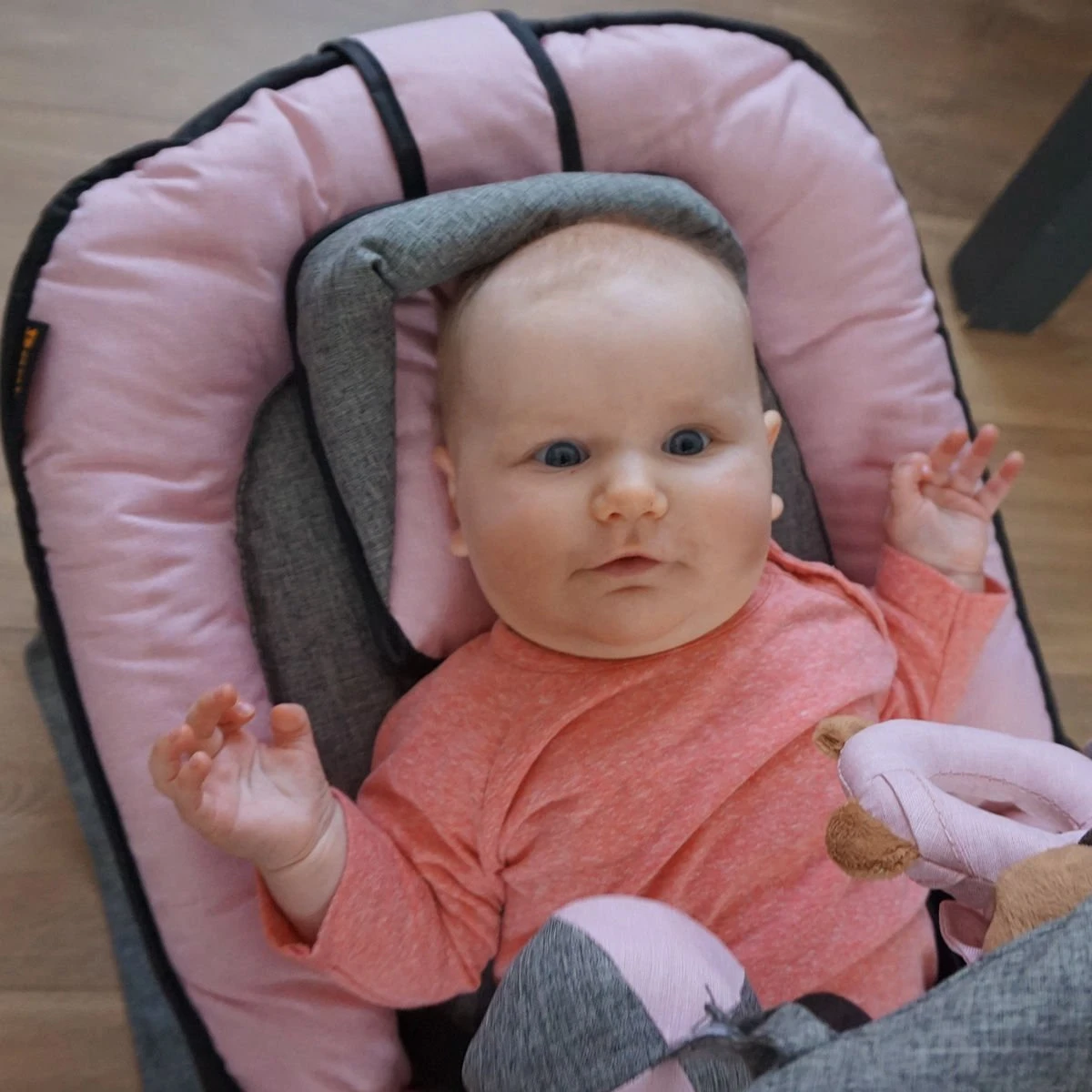 Baninni Wipstoel Admiro Roze-Grijs Baninni Wipstoel Admiro Roze-Grijs -Babyproducten Promotie Winkel 1200x1200 3123