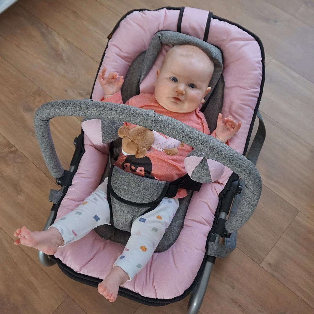 Baninni Wipstoel Admiro Roze-Grijs Baninni Wipstoel Admiro Roze-Grijs -Babyproducten Promotie Winkel 1200x1200 3124