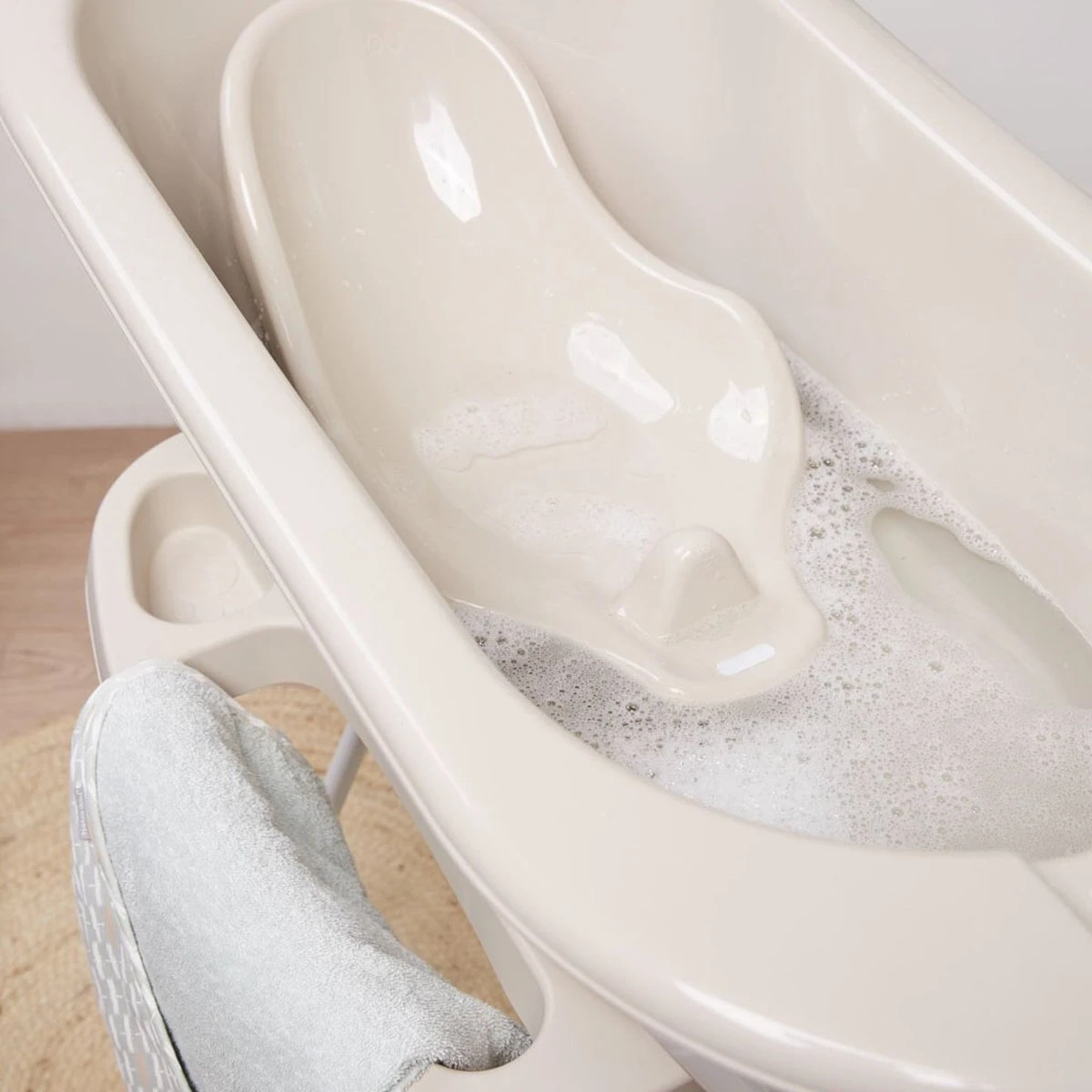 Bebe-Jou Bath Support Taupe Badzitje 417205 Bebe-Jou Bath Support Taupe Badzitje 417205 -Babyproducten Promotie Winkel 1200x1200 40