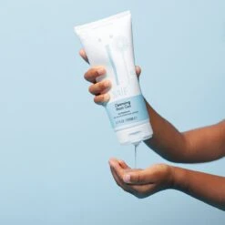 Naïf Reinigende Wasgel - Baby En Kids - 2 X 200ml - Met Natuurlijke Ingrediënten 2 Naïf Reinigende Wasgel - Baby En Kids - 2 X 200ml - Met Natuurlijke Ingrediënten -Babyproducten Promotie Winkel 1200x1200 519