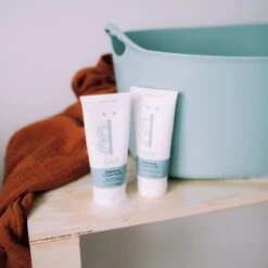 Naïf Hydraterende Wascrème - Babyverzorging - 200ml - Met Natuurlijke Ingrediënten 4 Naïf Hydraterende Wascrème - Babyverzorging - 200ml - Met Natuurlijke Ingrediënten -Babyproducten Promotie Winkel 1200x1200 612