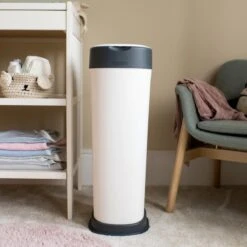 Tommee Tippee Twist & Click XL-luieremmer - Voor Maximaal 60 Luiers - Milieuvriendelijker Systeem - 1 Navulcassette - Duurzaam Geproduceerde Antibacteriële GREENFILM -Babyproducten Promotie Winkel 1200x1200 742