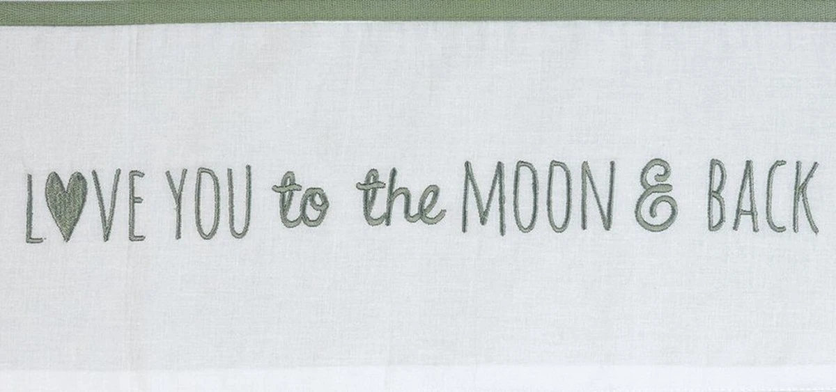 Meyco Love you to the moon & back ledikant laken - forest green - 100x150cm Meyco Love You To The Moon & Back Ledikant Laken - Forest Green - 100x150cm -Babyproducten Promotie Winkel 1200x563 1