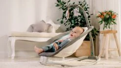Lionelo Pascal - Wipstoel - Melodieën - Sterke Constructie - Tot 9kg -Babyproducten Promotie Winkel 1200x674 4