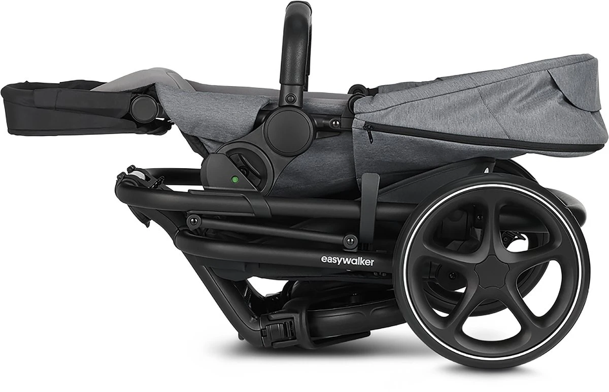 Easywalker Harvey 3 / Harvey³ Voordeelset bestaande uit kinderwagen, reiswieg, voetenzak, regenhoes voor zitting en reiswieg, hoes voor de reiswiegmatras - Kleur Fossil Grey Easywalker Harvey 3 / Harvey³ Voordeelset Bestaande Uit Kinderwagen, Reiswieg, Voetenzak, Regenhoes Voor Zitting En Reiswieg, Hoes Voor De Reiswiegmatras - Kleur Fossil Grey -Babyproducten Promotie Winkel 1200x774 3