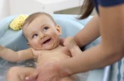 Chicco Cuddle & Bubble Verzorgingstafel - Babybadje Met Standaard - Luiertafel - Verschoontafel - Verstelbare Hoogtes -Babyproducten Promotie Winkel 1200x793