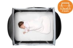 AeroMoov Instant Travel Cot Reisbed - Grey Rock -Babyproducten Promotie Winkel 1200x794 2
