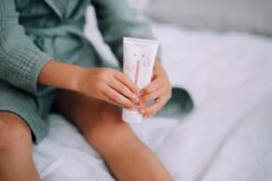 Naïf Vette Crème Voor De Gevoelige Huid - Baby En Kind - 75 Ml – Met Natuurlijke Ingrediënten -Babyproducten Promotie Winkel 1200x796