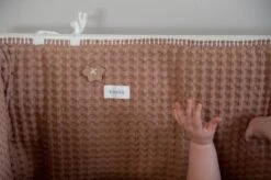 Koeka Boxbumper Wafel Amsterdam - Lichtbruin 180x30cm -Babyproducten Promotie Winkel 1200x799 26