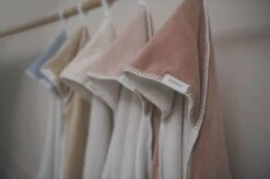 Koeka Omslagdoek Teddy Oddi - Lichtbruin - 100x100cm -Babyproducten Promotie Winkel 1200x799 47