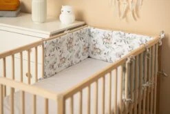 Sensillo Baby Bedbumper - Bedomrander - Anti Stootrand Ledikant - Bed Zijbeschermers - 180x30cm - Wafel Mint Hertjes -Babyproducten Promotie Winkel 1200x800 141