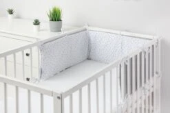 Sensillo Baby Bedbumper - Bedomrander - Anti Stootrand Ledikant - Bed Zijbeschermers - 180x30cm - Wafel Grijs Paardenbloemen -Babyproducten Promotie Winkel 1200x800 147