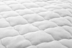 Sensillo Baby Bedbumper - Bedomrander - Anti Stootrand Ledikant - Bed Zijbeschermers - 180x30cm - Grijze Wolkjes -Babyproducten Promotie Winkel 1200x800 151