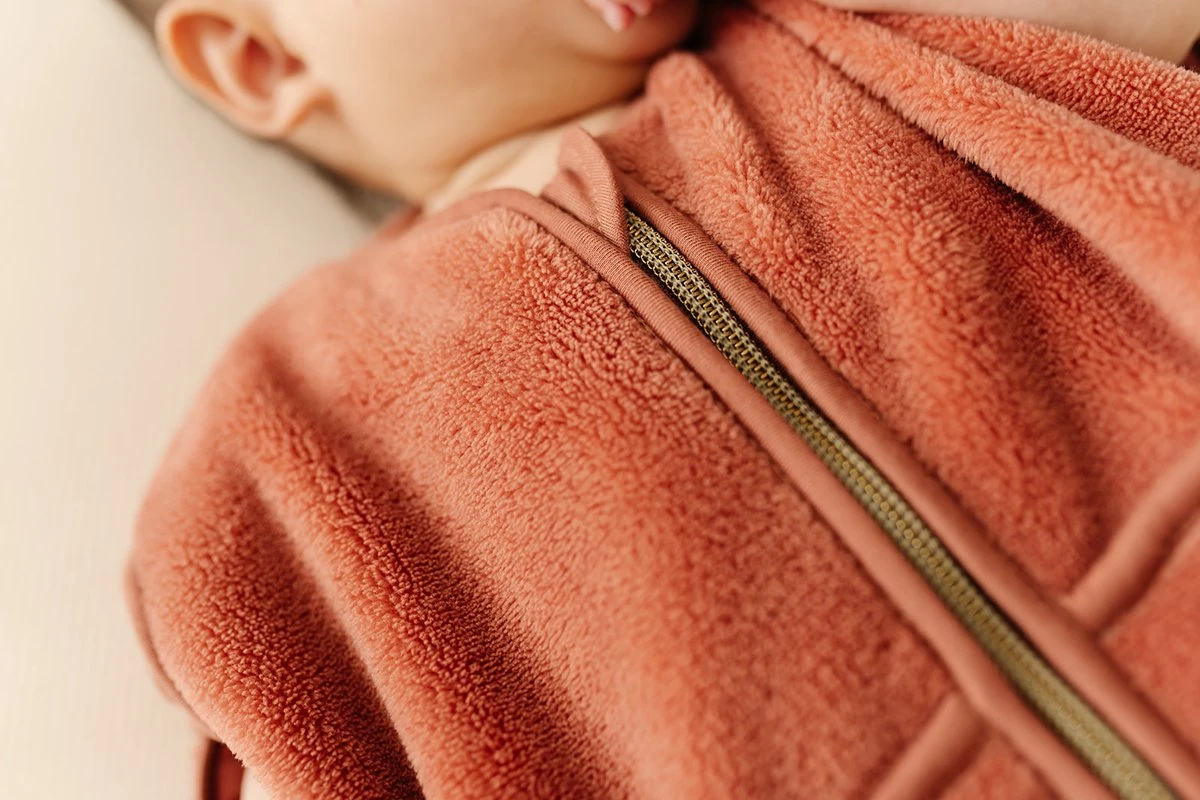 Puckababy inbakerslaapzak Original Mini 3-6m - Teddy winter - Earth Puckababy Inbakerslaapzak Original Mini 3-6m - Teddy Winter - Earth -Babyproducten Promotie Winkel 1200x800 274