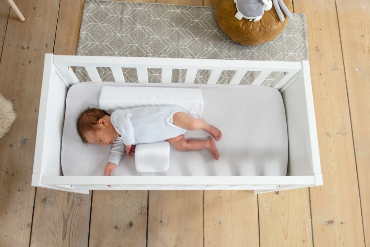 Doomoo Basics Baby Sleep - Zijligkussen Doomoo Basics Baby Sleep - Zijligkussen -Babyproducten Promotie Winkel 1200x800 342