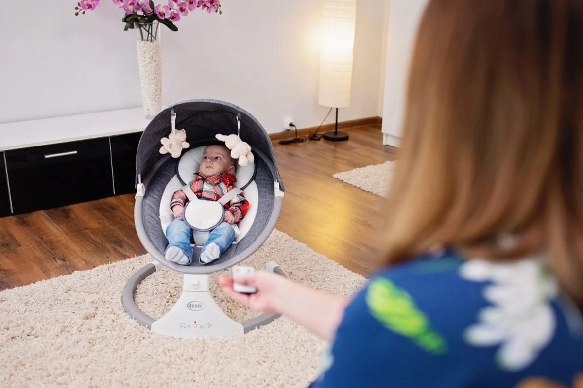 4Baby Rock 'n Relax Grijs - Babyschommel - Elektronische BabySwing - 5 Snelheden - Inclusief Accessoires 4Baby Rock 'n Relax Grijs - Babyschommel - Elektronische BabySwing - 5 Snelheden - Inclusief Accessoires -Babyproducten Promotie Winkel 1200x800 668