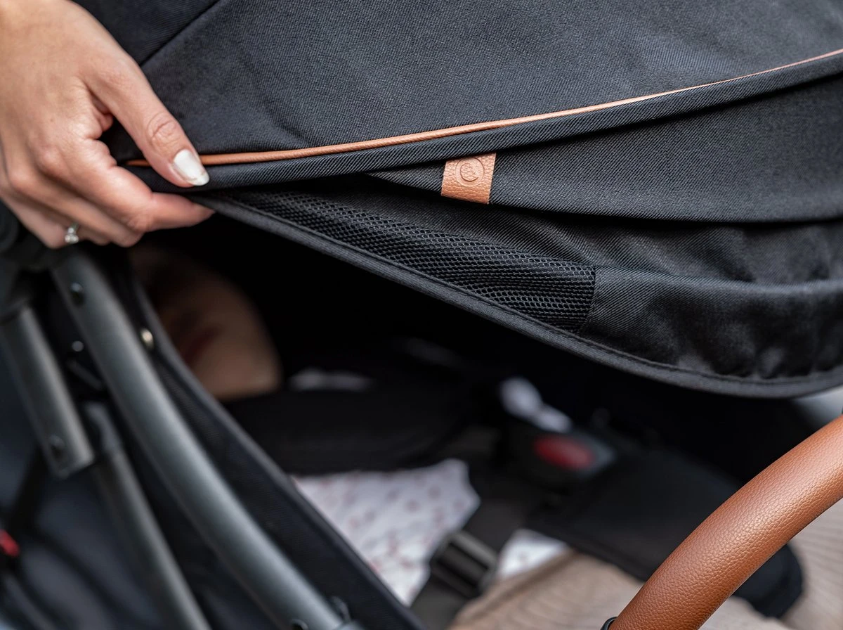 Lionelo Buggy Julie One - Kinderwagen Premium - Automatisch opvouwen - Wandelwagen tot 22 kg - Comfortabele zitje Lionelo Buggy Julie One - Kinderwagen Premium - Automatisch Opvouwen - Wandelwagen Tot 22 Kg - Comfortabele Zitje -Babyproducten Promotie Winkel 1200x896 7