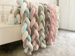 IL BAMBINI Gevlochten Baby Bed Bumper Treccia - Bedomrander - Box Omrander - Hoofdbeschermer - Boxrand - Bedbumper - Stootrand - Boxomrander - (3 Meter) Wit 2 IL BAMBINI Gevlochten Baby Bed Bumper Treccia - Bedomrander - Box Omrander - Hoofdbeschermer - Boxrand - Bedbumper - Stootrand - Boxomrander - (3 Meter) Wit -Babyproducten Promotie Winkel 1200x899 5