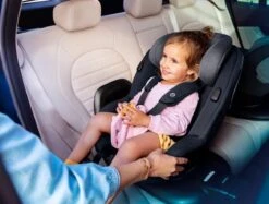 Maxi-Cosi Mica I-Size Autostoeltje - 360° Draaibaar - Authentic Black -Babyproducten Promotie Winkel 1200x909 5