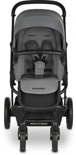 Easywalker Harvey 3 / Harvey³ Voordeelset Bestaande Uit Kinderwagen, Reiswieg, Voetenzak, Regenhoes Voor Zitting En Reiswieg, Hoes Voor De Reiswiegmatras - Kleur Fossil Grey 8 Easywalker Harvey 3 / Harvey³ Voordeelset Bestaande Uit Kinderwagen, Reiswieg, Voetenzak, Regenhoes Voor Zitting En Reiswieg, Hoes Voor De Reiswiegmatras - Kleur Fossil Grey -Babyproducten Promotie Winkel 586x1200 6
