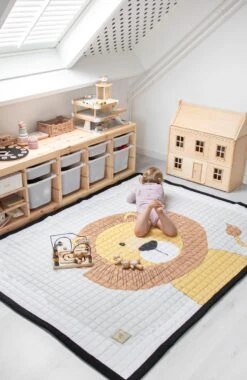Love By Lily - Groot Speelkleed - Mr. Chairman Lion - 200x150cm -Babyproducten Promotie Winkel 780x1200