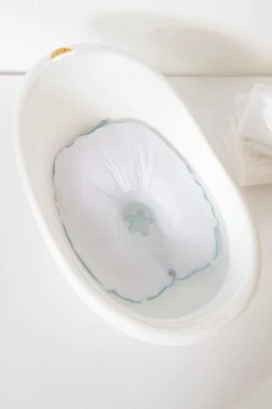Doomoo Basics - Comfy Bath - Meegroeiend Badkussen 10 Doomoo Basics - Comfy Bath - Meegroeiend Badkussen -Babyproducten Promotie Winkel 799x1200 5