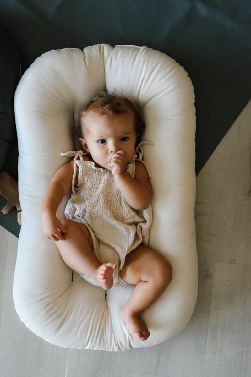 Snuggle Me Organic | Infant Bare Lounger Natural | Organic Babynestje | Baby Nest Bednest Naturel Snuggle Me Organic | Infant Bare Lounger Natural | Organic Babynestje | Baby Nest Bednest Naturel -Babyproducten Promotie Winkel 799x1200 71