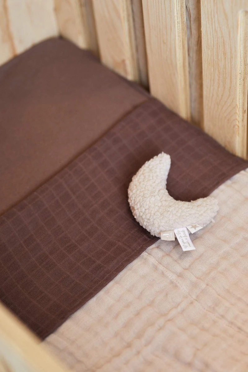 Jollein Rammelaar Moon - Nougat Jollein Rammelaar Moon - Nougat -Babyproducten Promotie Winkel 799x1200 94