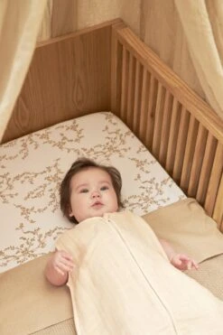 Meyco Branches Hoeslaken Juniorbed - Sand - 70x140/150cm -Babyproducten Promotie Winkel 800x1200 114