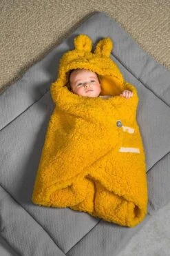 Jollein Wikkeldeken Bunny 100x105cm - Mustard -Babyproducten Promotie Winkel 800x1200 196