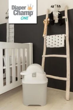 DiaperChamp ONE - Soft Silver - Standaard Luieremmer -Babyproducten Promotie Winkel 800x1200 25