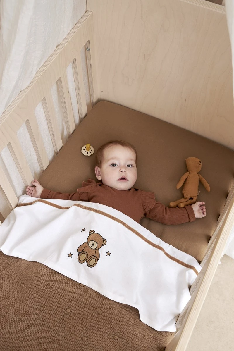 Meyco Teddy Bear ledikant laken - toffee - 100x150cm Meyco Teddy Bear Ledikant Laken - Toffee - 100x150cm -Babyproducten Promotie Winkel 800x1200 250