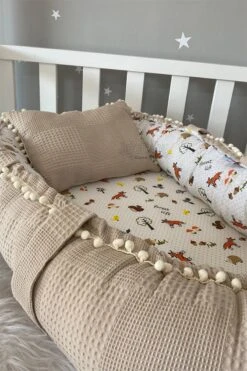 Jaju Baby - Babynestje En Hoofdkussen - Organische Katoen - Antibacterieel Babynestje - Anti-Allergisch Babynestje - Lichtbruin En Vos Patroon - 74 X 40 Cm 2 Jaju Baby - Babynestje En Hoofdkussen - Organische Katoen - Antibacterieel Babynestje - Anti-Allergisch Babynestje - Lichtbruin En Vos Patroon - 74 X 40 Cm -Babyproducten Promotie Winkel 800x1200 308